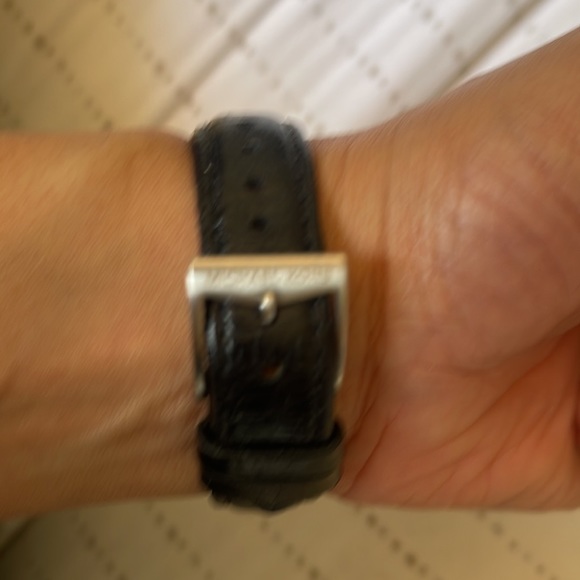 Michael Kors Watch Leather Strap. ⌚️ - Picture 7 of 9
